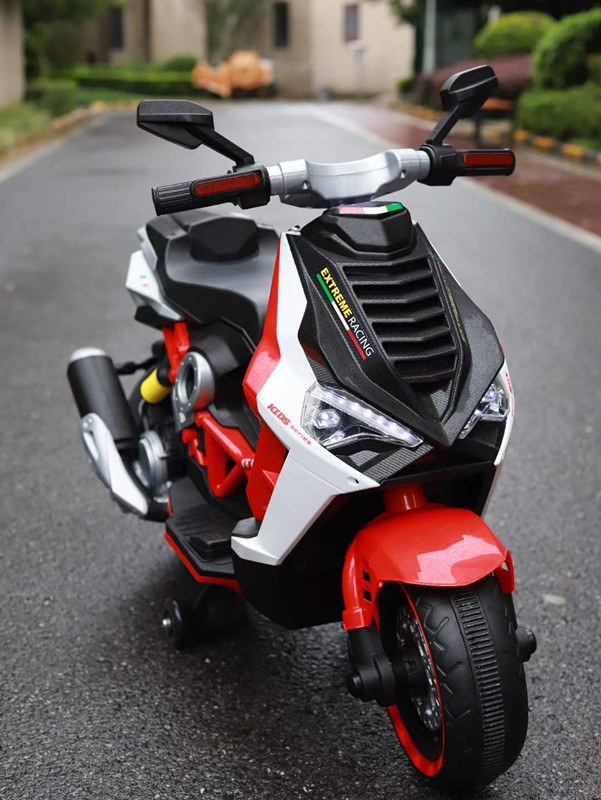 I bambini vanno in moto, nuovo design