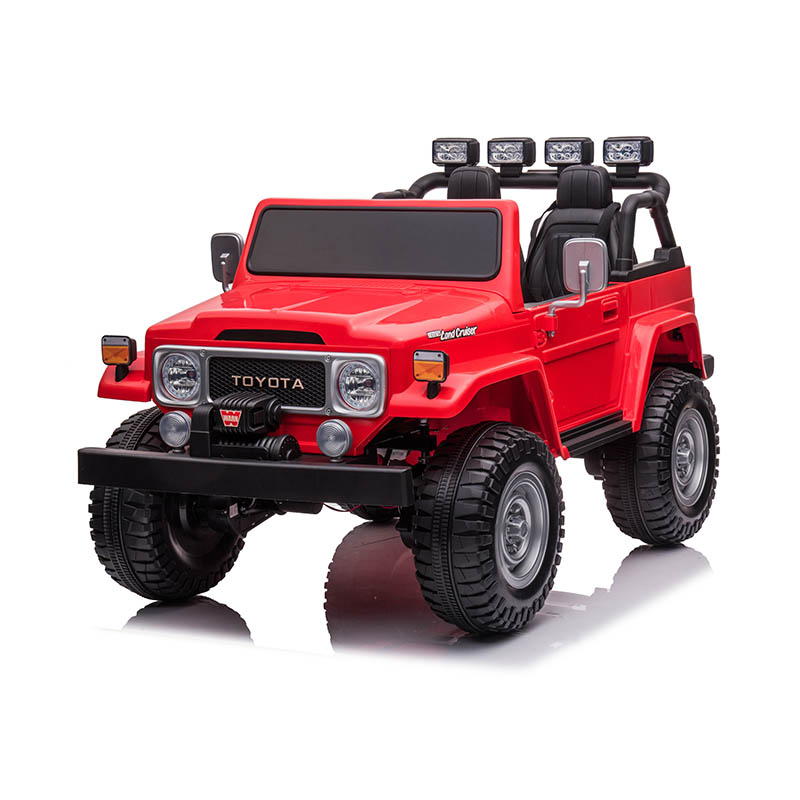 Auto elettrica per bambini con licenza Auto elettrica per bambini con licenza